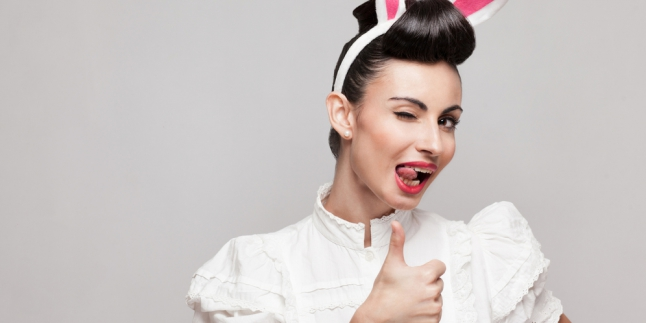 Jauh-Jauh Dari PlayGirl Deh, Guys!