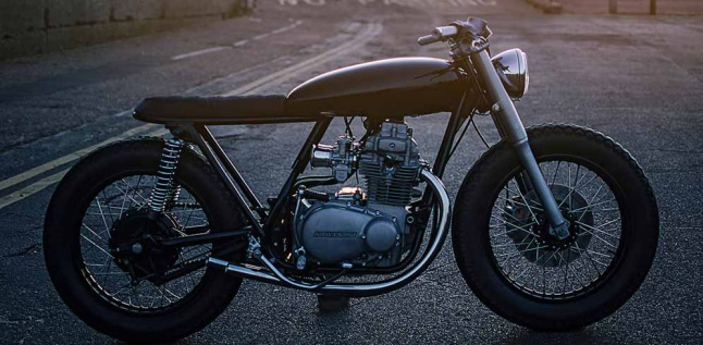 Kawasaki KZ400 Buat Yang Suka Modifikasi Simple