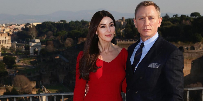 Kisah Cinta James Bond di 'Spectre'