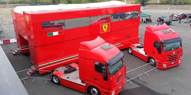Loe Juga Bisa Punya Motorhome Ferrari!