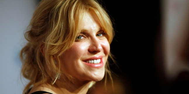 Mabuk, Courtney Love Diusir dari After Party GNR