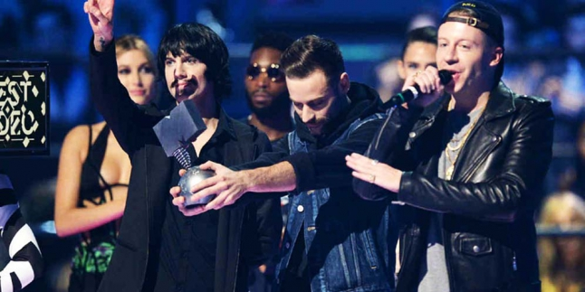 Macklemore Nggak Nyangka Bisa Menang di MTV EMA 2015