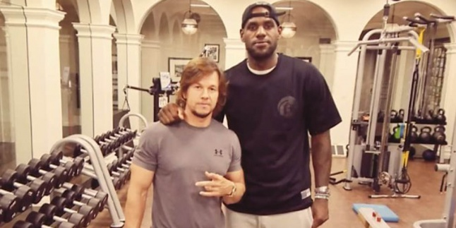 Mark Wahlberg Mau Bikin Film Bareng LeBron James!