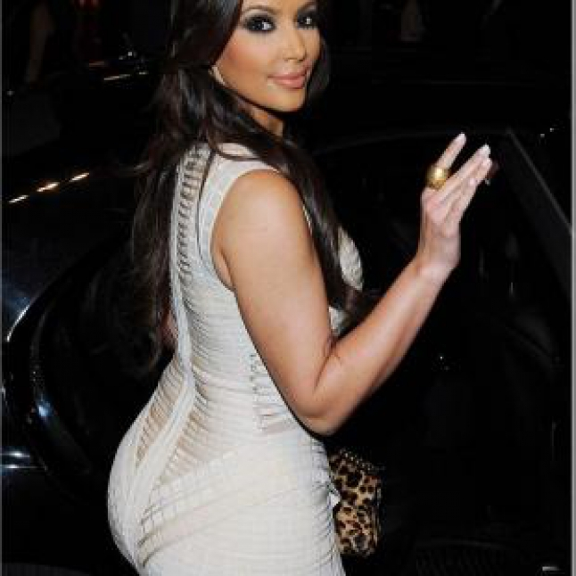 Dituduh Lakukan Injeksi Pantat, Ini Jawaban Kim Kardashian