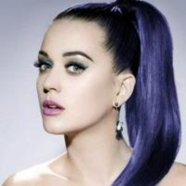 Fans The Beatles 'Serang' Katy Perry