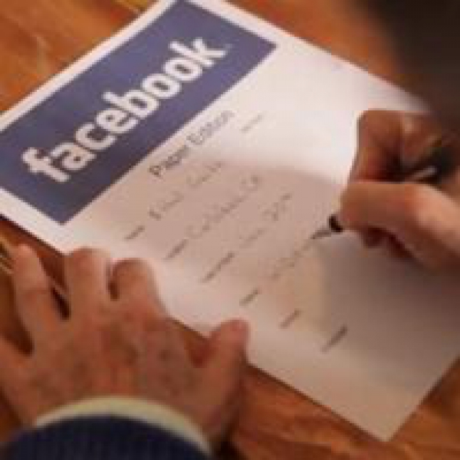 Baru Diluncurkan, Facebook Paper Terancam Ganti Nama thumbnail