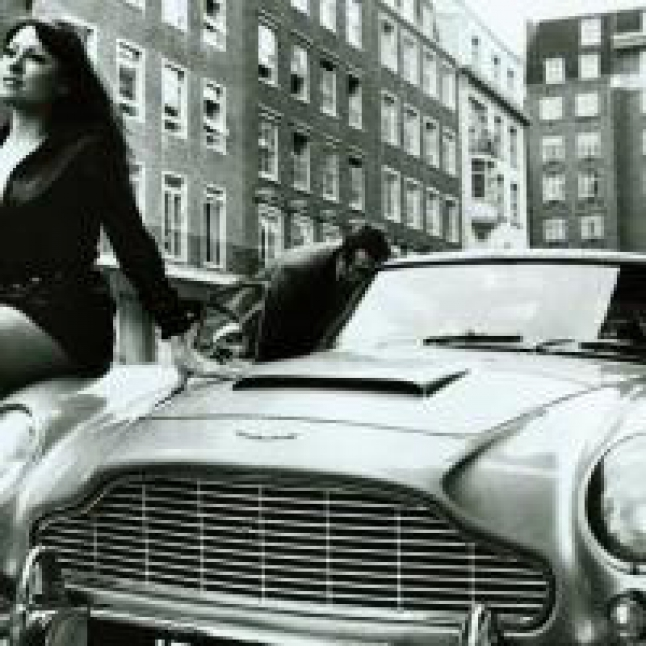 Aston Martin DB5: Si Antik Sahabat James Bond