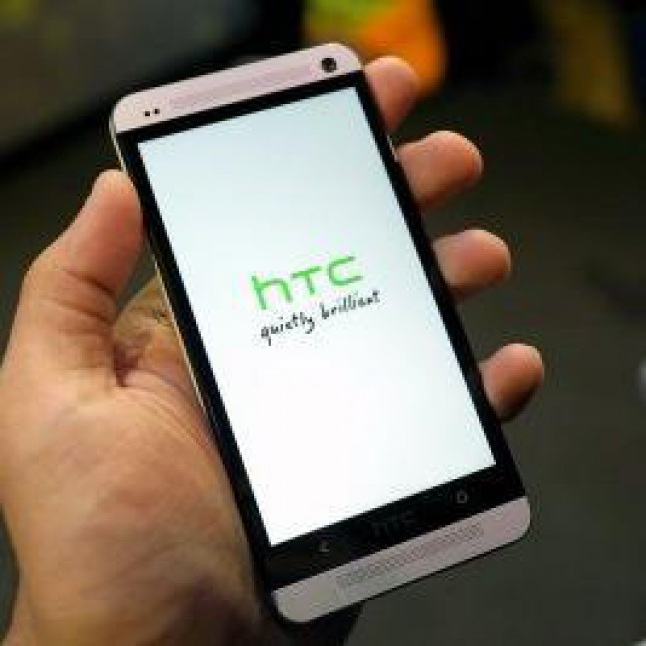 HTC Mengancam Pembocor yang Mengunggah Video HTC All New One thumbnail