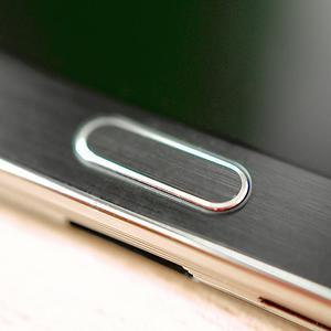 Akhirnya! Samsung Segera Produksi Smartphone Berbahan Metal!