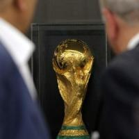 Yuk, Lihat Langsung Trofi Piala Dunia FIFA