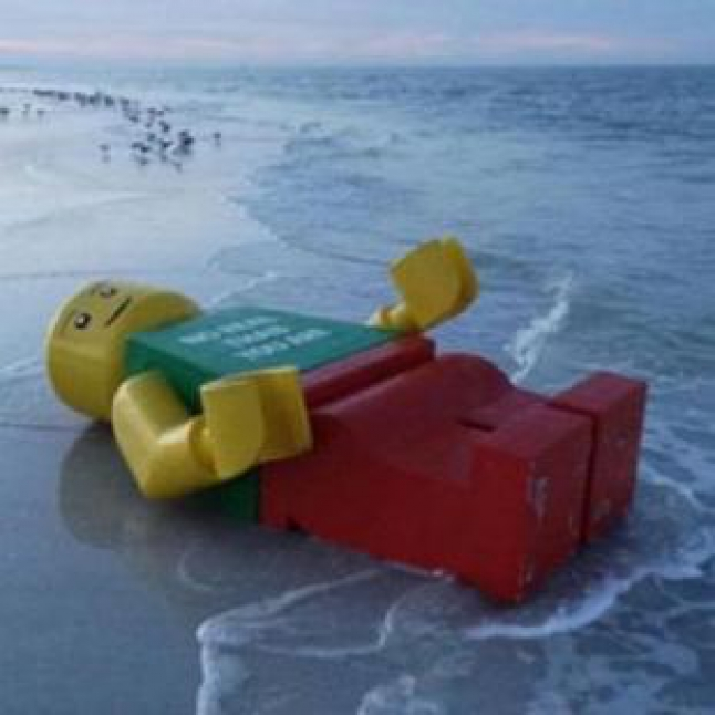 Lima Benda Aneh Yang Pernah Hanyut Di Pantai thumbnail