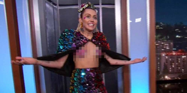 Miley Cyrus Bikin Ulah di Acara Jimmy Kimmel