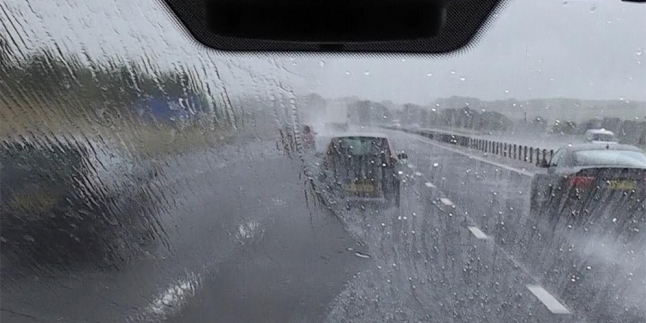 Mulai Hujan, Cek 3 Cairan Ini Bro!