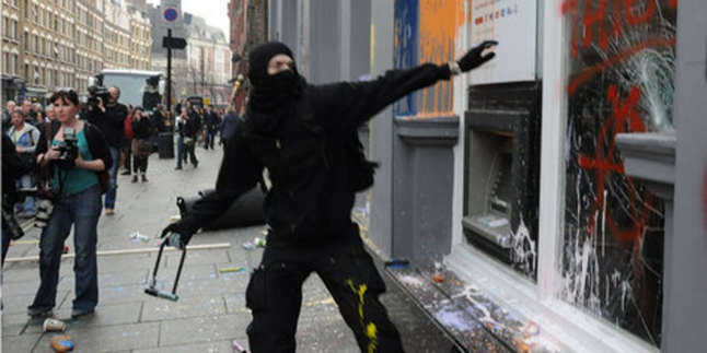 Musik Bisa Ciptakan Organisasi Berbahaya Lho!