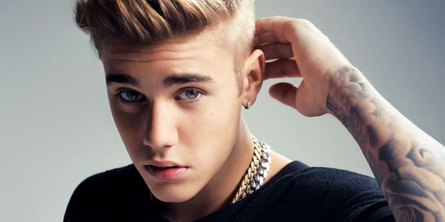Nggak Profesional! Justin Bieber Lupa Lirik Saat Konser