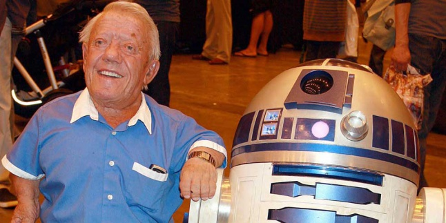 Pemeran R2-D2 Meninggal Dunia