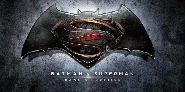 Pendapatan Batman v Superman Turun Drastis