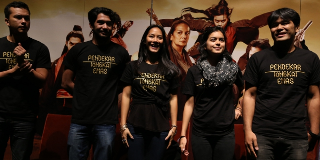 PENDEKAR TONGKAT EMAS Banjir Pujian Dari Artis-Artis Tanah Air