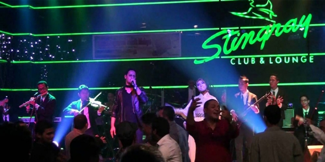 Penuh Kejutan di New Stingray Club and Lounge