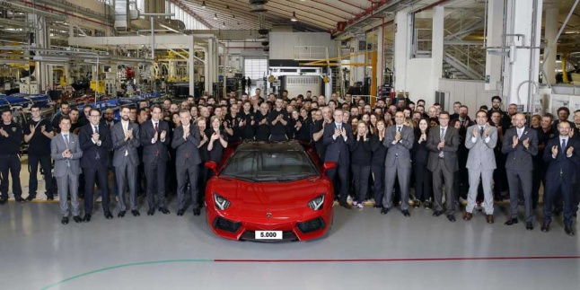 Produksi Aventador Telah Tembus 5.000 Unit