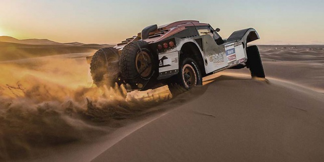 Rally Dakar Taklukan Panasnya Gurun!