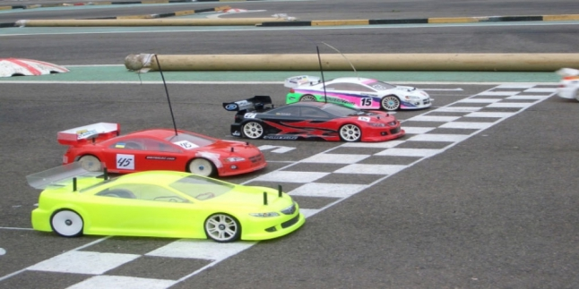 Remote Control, Biaya Ngerakitnya, Bisa Seharga Satu Mobil Beneran Bro