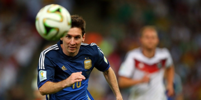 Ricardo Lombardi Kembali Kritik Messi