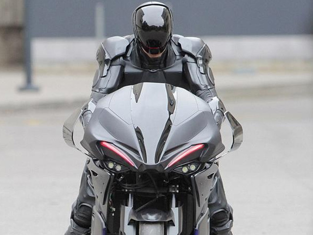 RoboCop: Sepak Terjang Si Polisi Robot