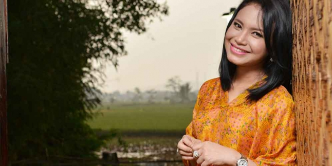 Rossa Siap Rayu Pemerintah di Konser Saatnya Didengar