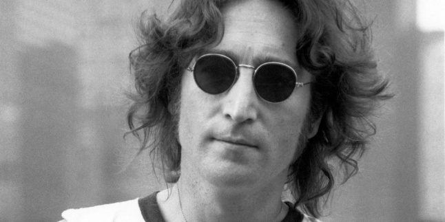 Seikat Rambut dari John Lennon Dilelang