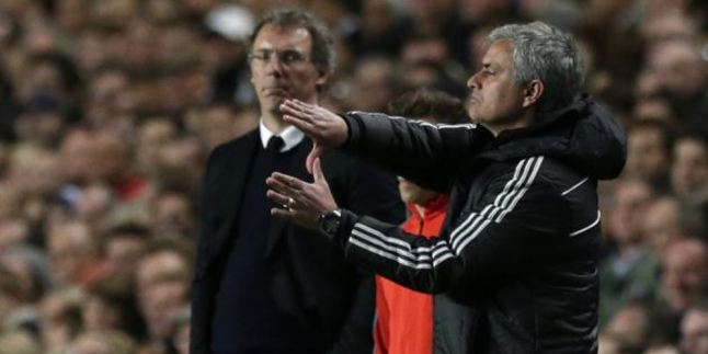 Siap Dipecat Chelsea, Mou Disebut Bakal Ke PSG