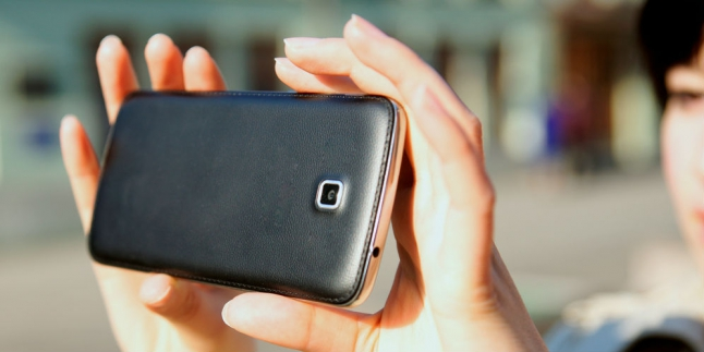 Smartphone Juga Bisa Jadi Mikroskop! Cool!