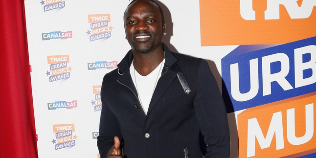 Tahun 2015, Akon Bakal Rilis 5 Album Sekaligus thumbnail