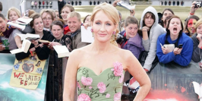 Teka-Teki Tweet JK Rowling Akhirnya Terpecahkan