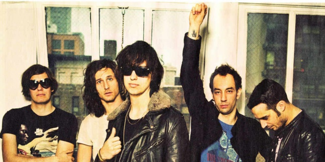 The Strokes Bakal Rilis Lagu Baru Dadakan?
