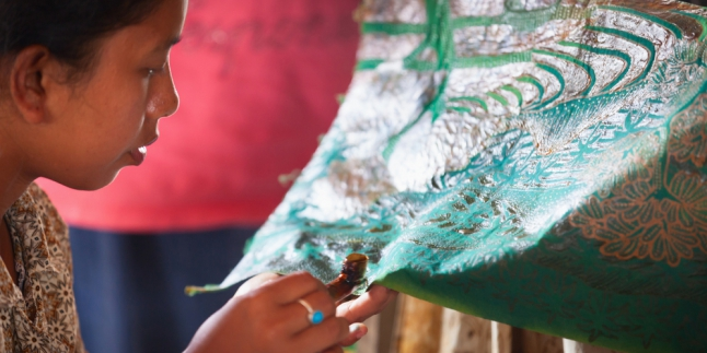 Tips Rawat Warna Kain Batik Yang Dibuat Dengan Bahan Alami