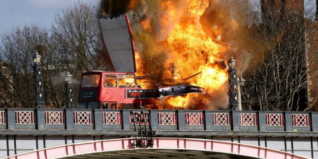 Trauma, Warga London Protes Adegan Ledakan Bus Film Jackie Chan