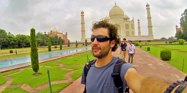 Trik Selfie yang Laki Banget, Alias Nge-BOLD Banget!