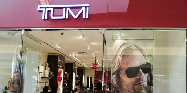 Tumi Bikin Tas Travel Khusus Buat Cowok