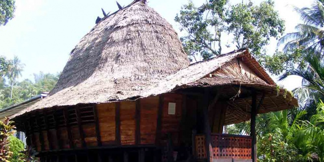 Rumah Adat Indonesia Ternyata Tahan Gempa!