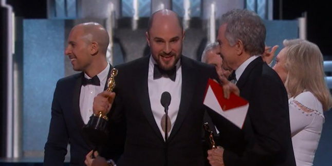 La La Land Sabet 6 Piala Oscar, Tapi Menanggung Malu