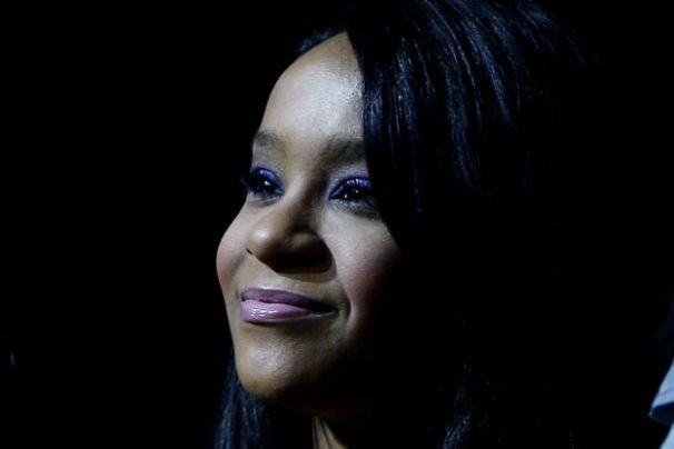 Bobbi Kristina batalin pertunangan!