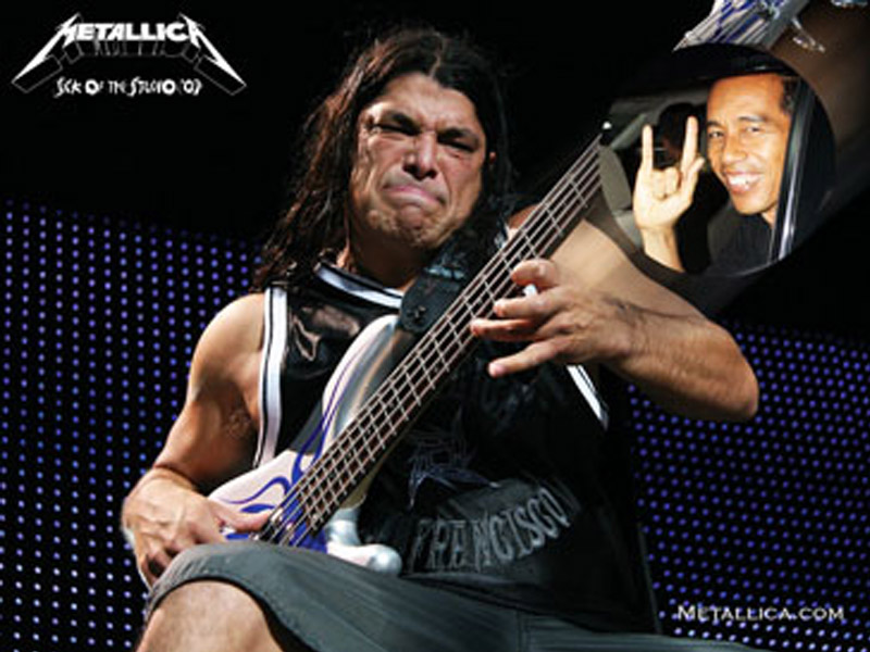 Dapat Bass Dari Metallica, Jokowi Kegirangan!