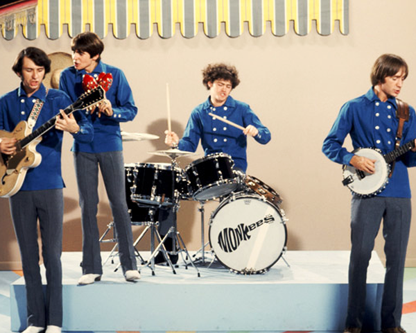 Davy Jones Wafat, Penjualan Album The Monkees Melejit