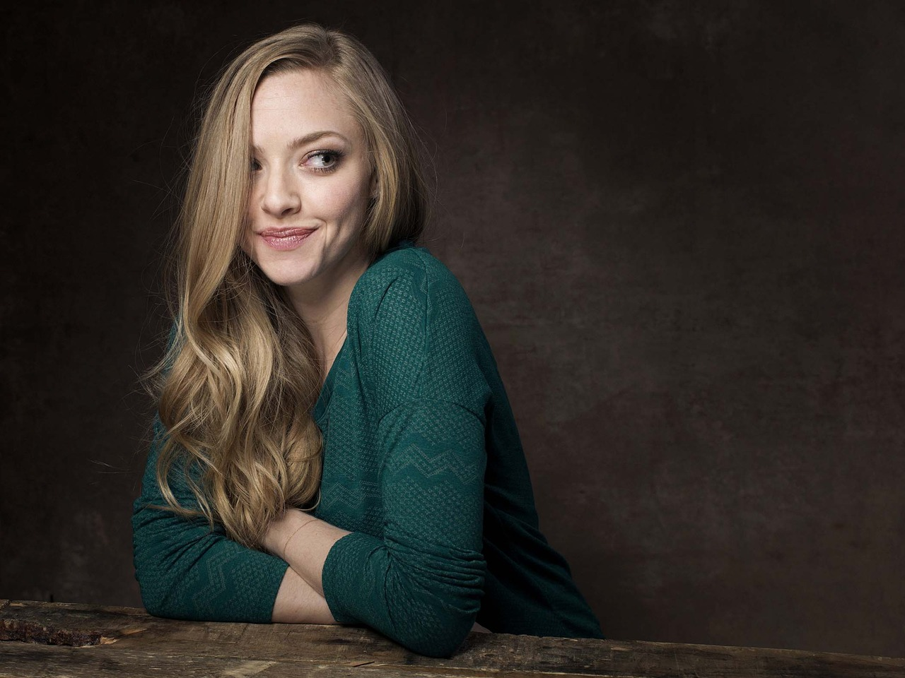 Dipaksa Suami, Amanda Seyfried Jadi Artis Porno?!