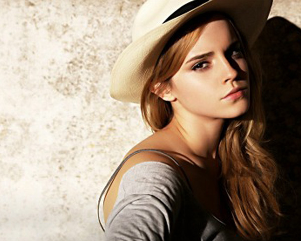 Emma Watson digaet Darren Aronofsky untuk 'Noah'