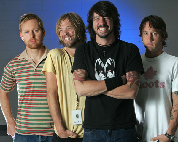 Foo Fighters back to studio