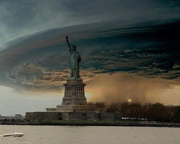 'Frankenstorm' Buat New York Gelap Gulita!