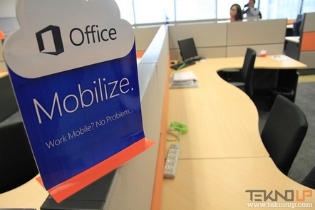 Gak Perlu Selalu Masuk Kantor Kalau Kerja di Microsoft Indonesia, Bro!