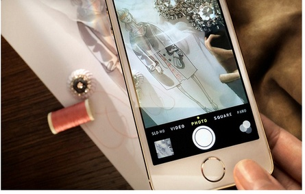 iPhone 5S Digunakan Untuk Rekam Teaser Rancangan Burberry!